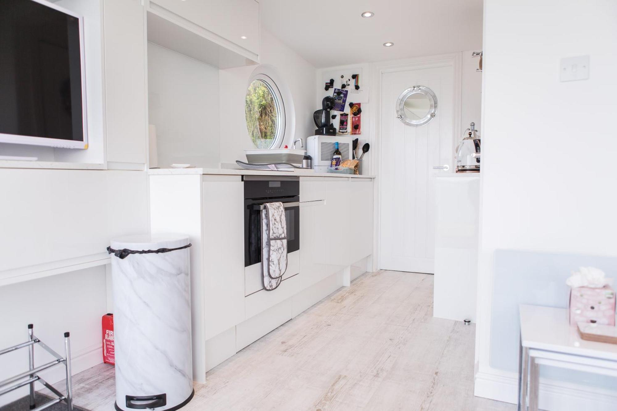 2 Bedroom Chalet With Sea Views Plymouth Eksteriør billede